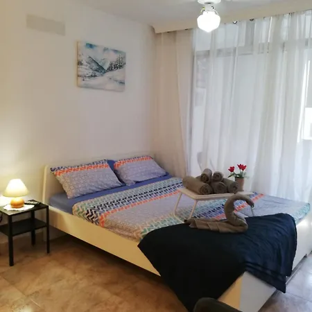 Strandappartment Fuer 2 Personen In Appartement